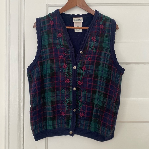 Northern Reflections Sweaters - Vintage Northern Reflections 100% cotton button up cottage core sweater vest